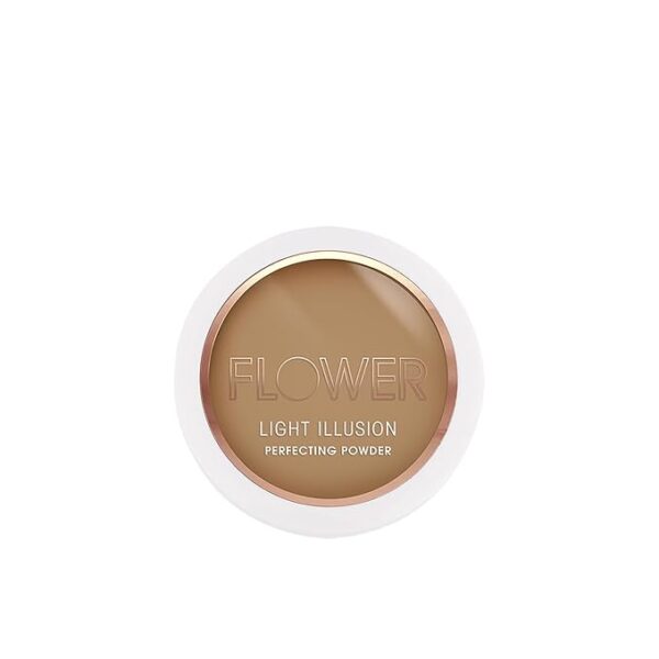 💬 💸 Limited Time Offer: Get a flawless finish with FLOWER Beauty's Light Illusion Perfecting Powder by Drew Barrymore! 💁‍♀️ 69% off in Medium Mocha shade. 💥 Includes mirror and sponge for